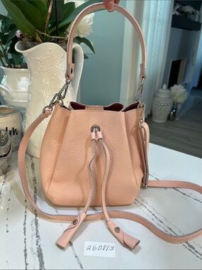 Vera Pelle Made in Italy 🇮🇹 Peach Pink Leather Drawstring Mini Bucket Bag